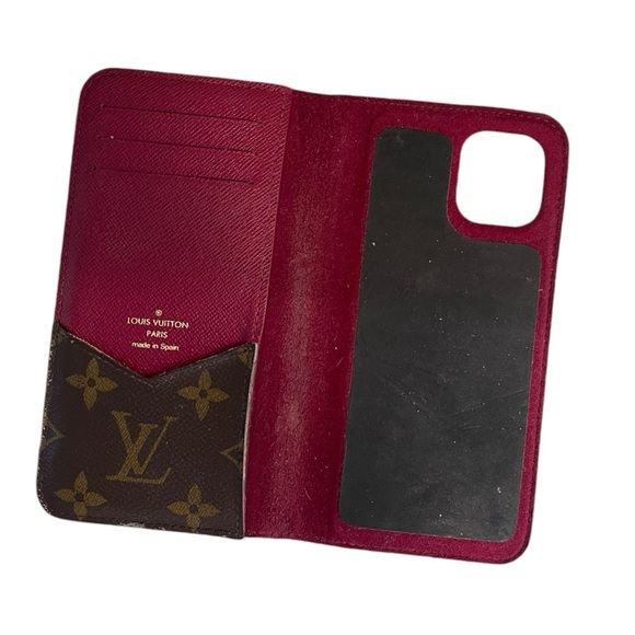 Louis Vuitton Monogram Folio Wallet - Picture 2 of 4